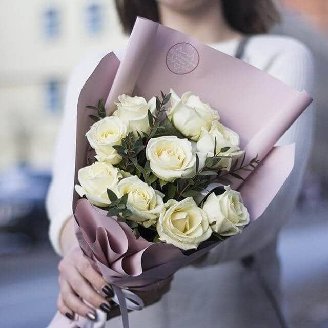 Вальс белых роз от 3 130 руб.