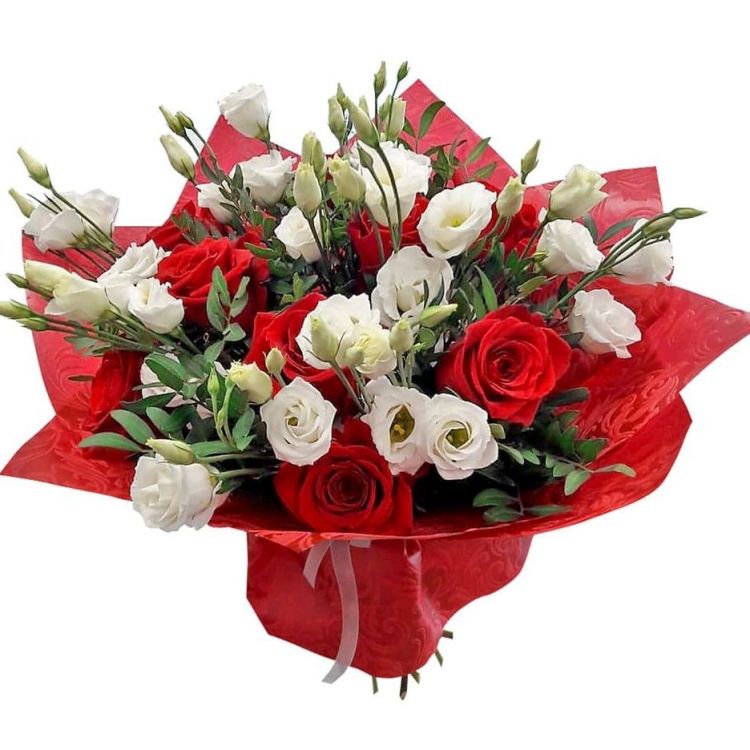 С праздником от 5 140 руб.